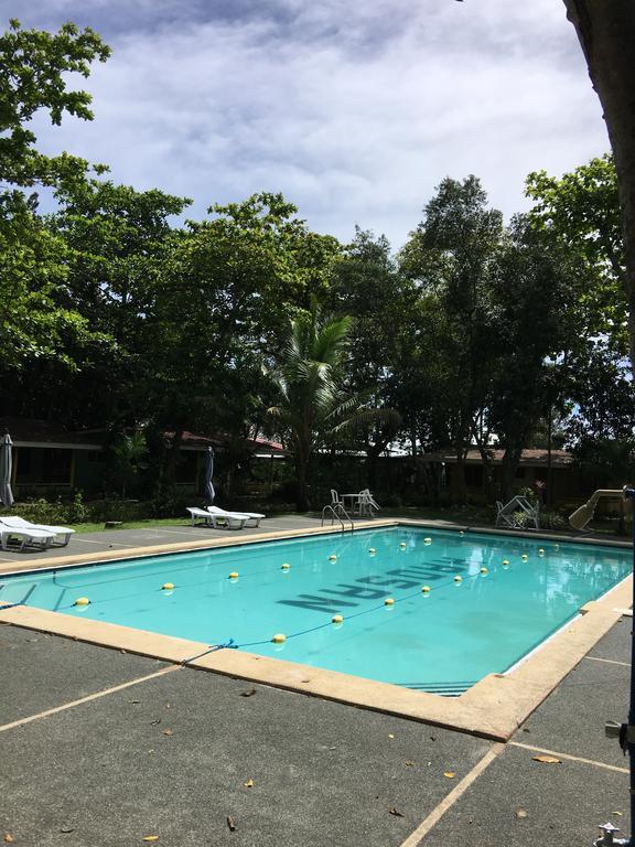 Bluefins Resort Lapu-Lapu City Exteriör bild