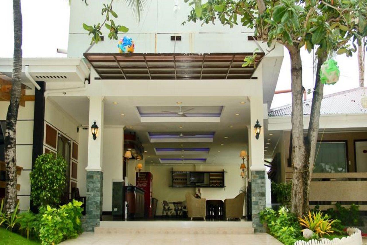 Bluefins Resort Lapu-Lapu City Exteriör bild
