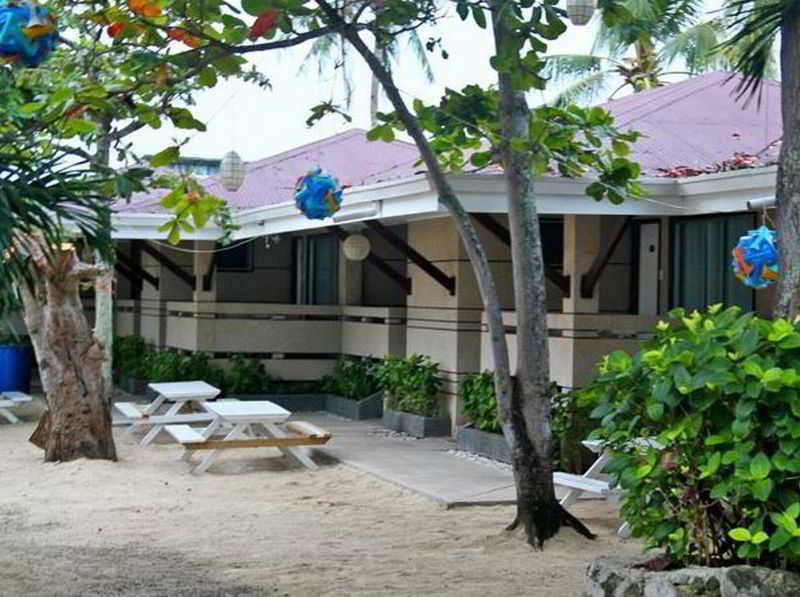 Bluefins Resort Lapu-Lapu City Exteriör bild