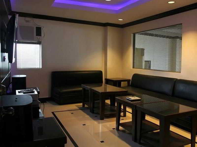 Bluefins Resort Lapu-Lapu City Exteriör bild