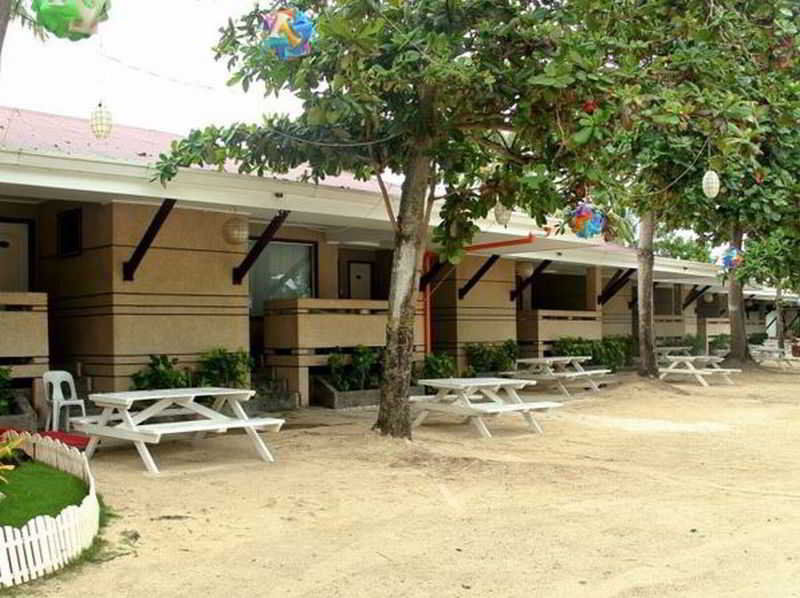 Bluefins Resort Lapu-Lapu City Exteriör bild