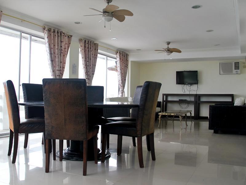Bluefins Resort Lapu-Lapu City Exteriör bild